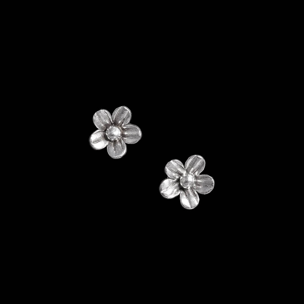 Boucles d'oreilles en argent Fleurs N°07 - Itsara bijouxboucles d'oreilles artisanales natures en argent massif N°07
