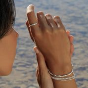 bague artisanale en argent massif contemporaine N°45 - alliance argent massif martelé - Itsara Bijoux