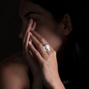 Bague en argent massif contemporaine N°67 faite entièrement à la main, modèle ajustable - Itsara bijoux
