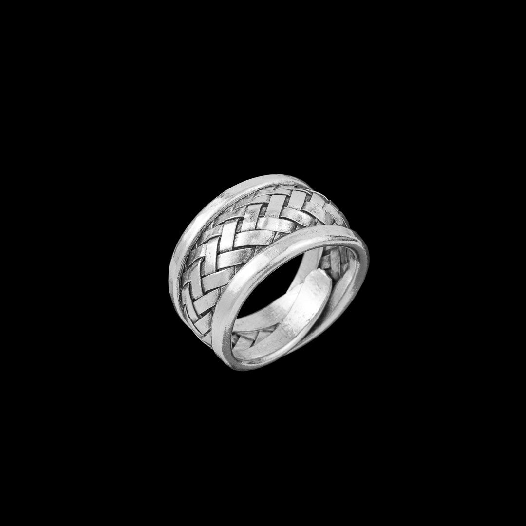 Bague en argent massif ethnique N°39 - anneau large artisanal tressé fait main en argent massif patiné - Itsara Bijoux