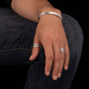 Bague en argent massif feuille N°04 et Bracelet N°86 en argent massif pour homme de Itsara Bijoux - réalisés entièrement à la main par les artisans karen pour homme - Itsara bijoux