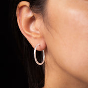 Boucles d'oreilles créoles contemporaines en argent massif N°14 - Itsara Bijoux