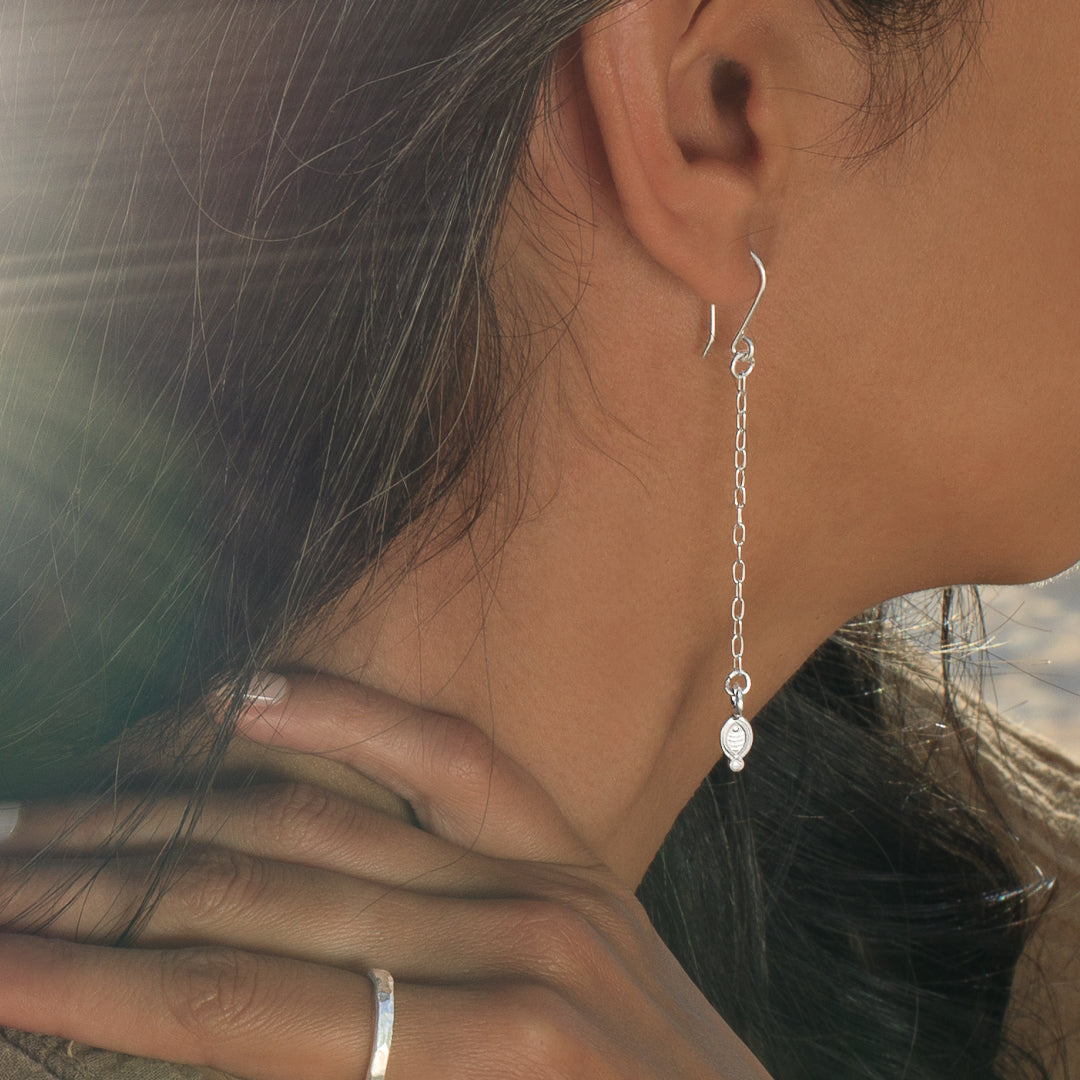 Boucles d'oreilles pendantes en argent massif avec petits poissons N°20 - Itsara