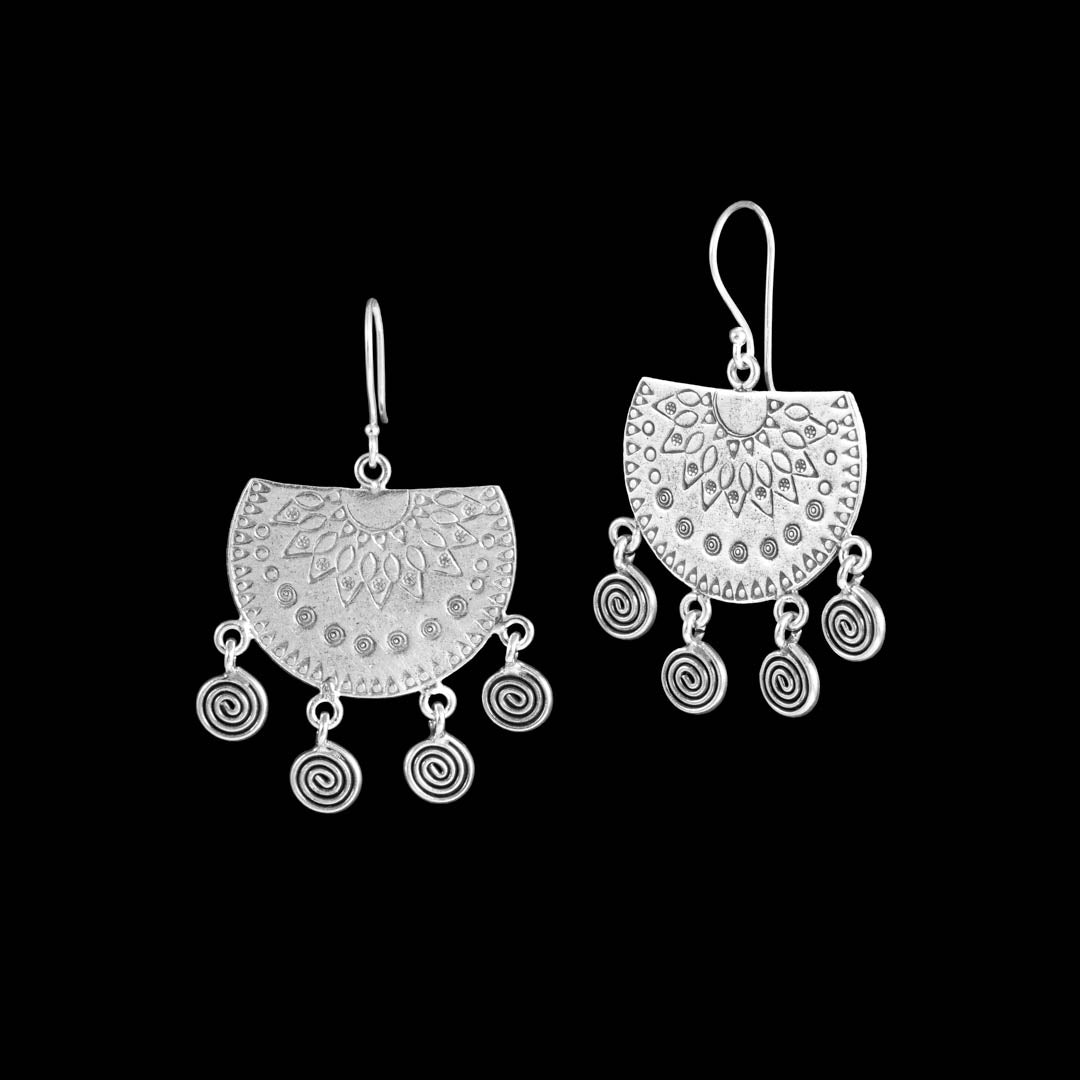 Boucles d'oreilles N°58 de chez itsara bijoux  en argent massif spirales fabriqué entièrement à la main par les artisans karen pour femme - Itsara Bijoux