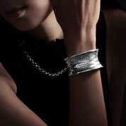 Bracelet N°15 en argent massif artisanal traditionnel ethnique tressé et incurvé en argent massif - Itsara Bijoux