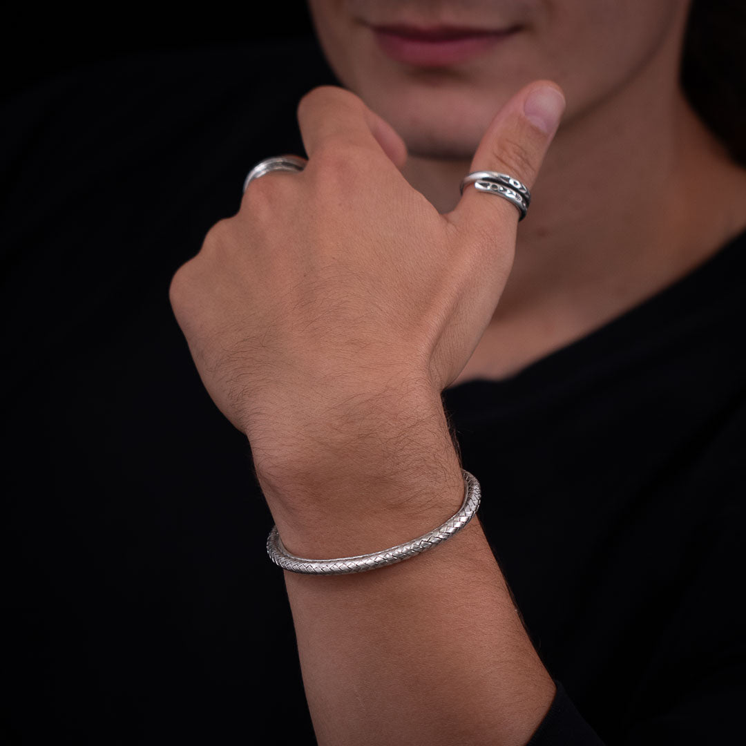 Bracelet N°14 pour homme vue de face en argent massif tressé et fait main - Itsara bijoux