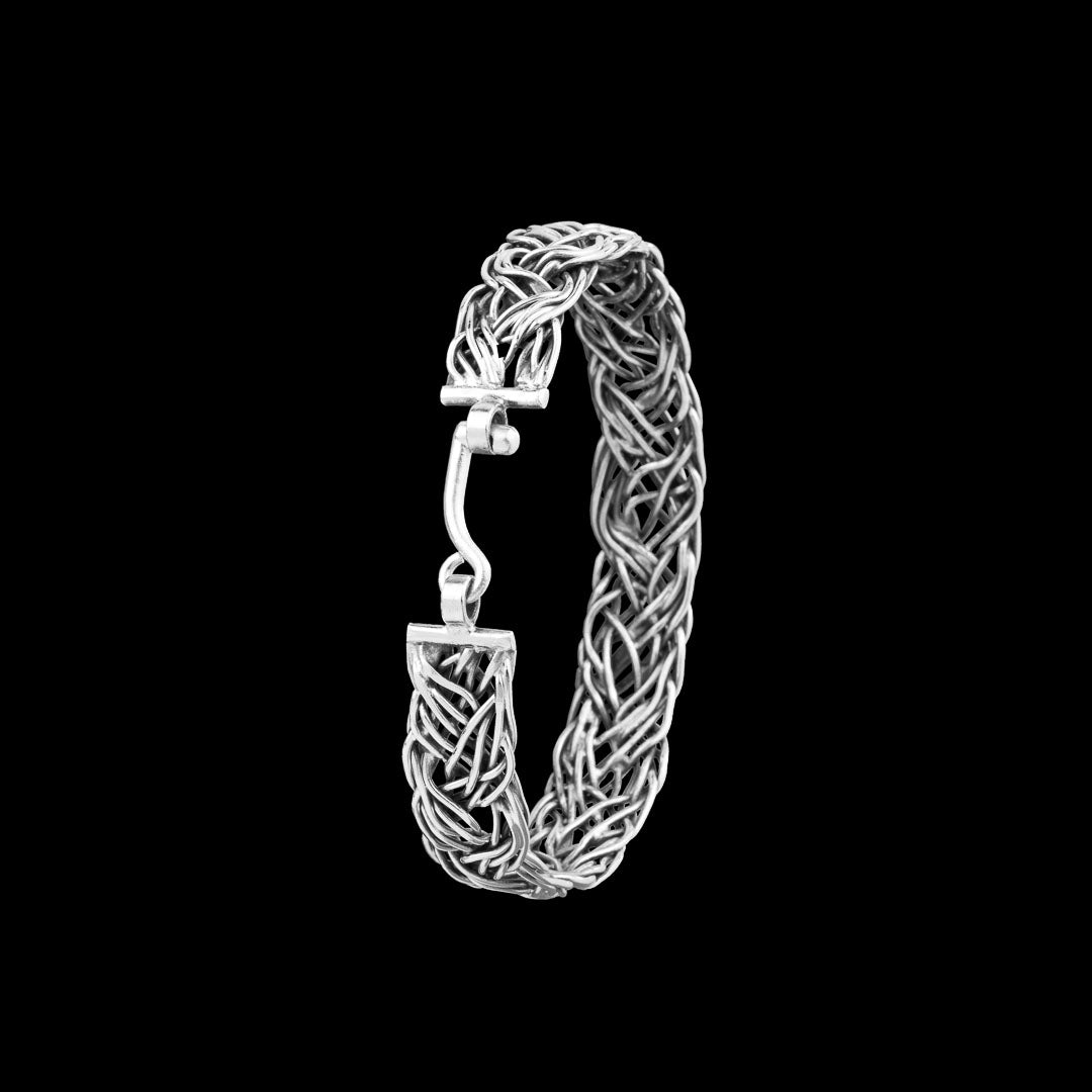 Bracelet N°16 en argent massif - tressage de fils d'argent patinés - Itsara Bijoux