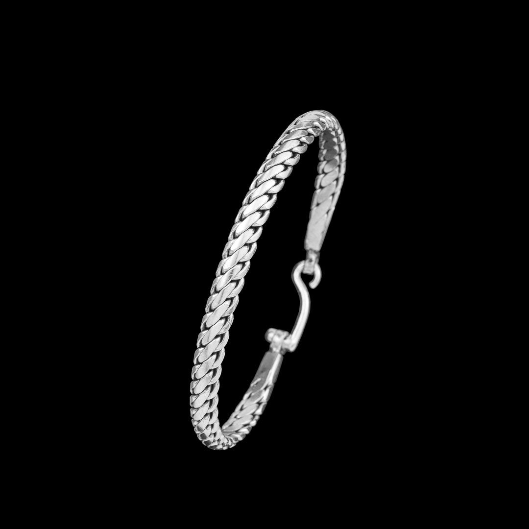 Bracelet artisanal, jonc en argent massif N°18 bis, tressé et patiné - Itsara Bijoux