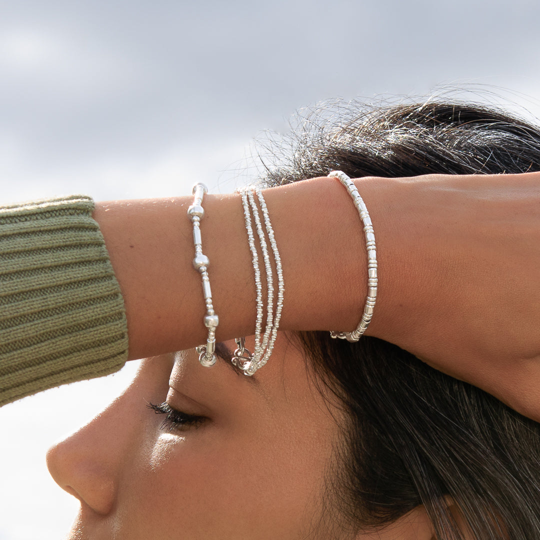 bracelet souple artisanal avec 3 rangs de petites perles faites à la main en argent massif - Bracelet souple argent N°13 - Itsara Bijoux