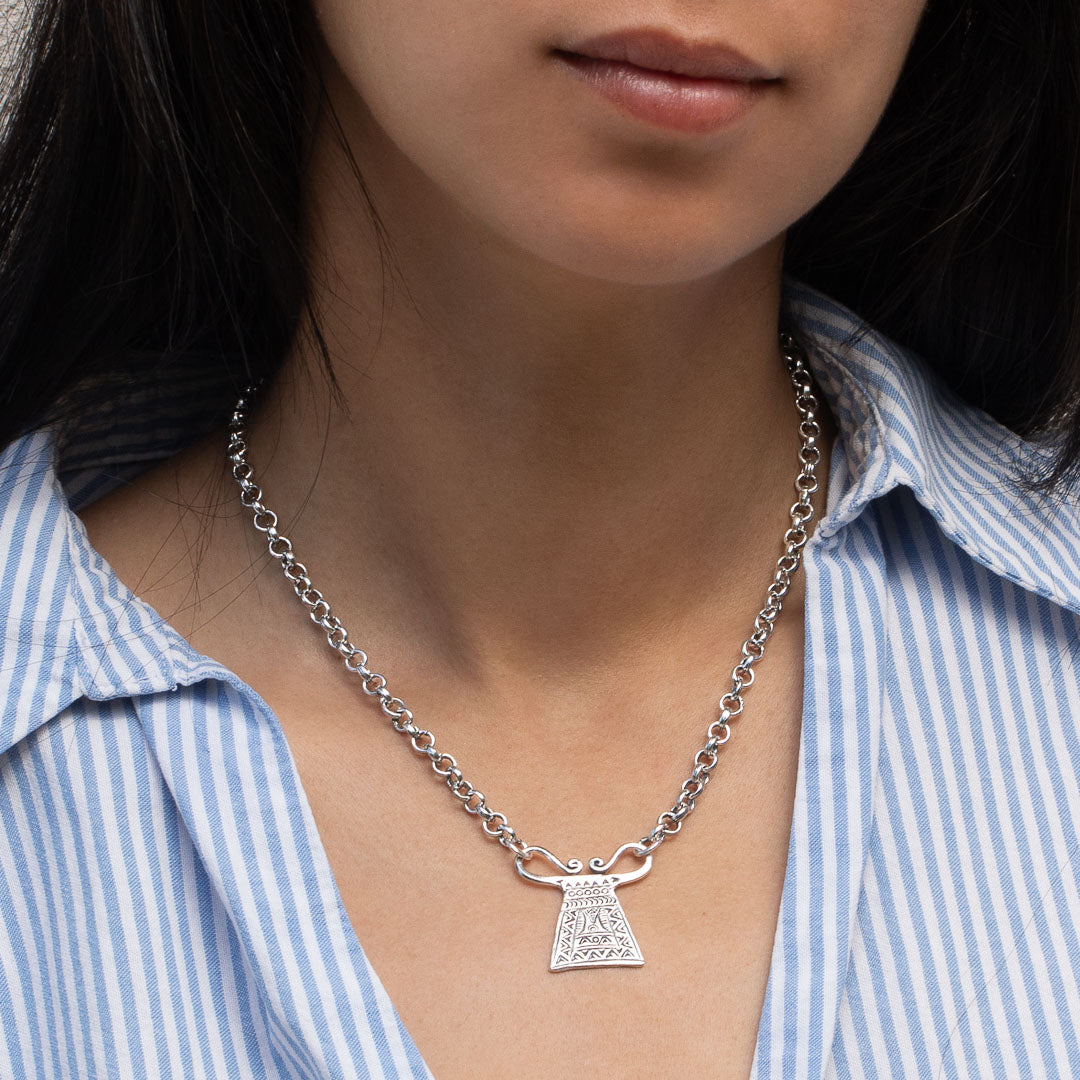 collier N°13, chaine en argent et pendentif ethnique cadenas hmong en argent massif - bijou traditionnel des ethnies Hmong - Itsara Bijoux