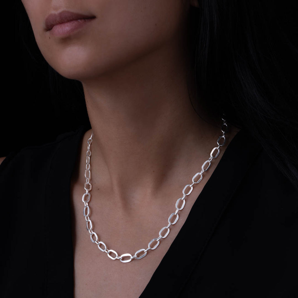 collier chaine artisanal en argent massif N° 11 - Itsara Bijoux