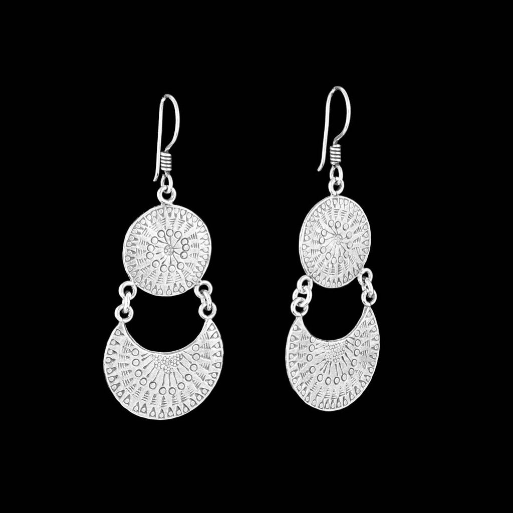 Boucles d'oreilles en argent Ethniques N°32 - Itsara bijouxboucles d'oreilles en argent massif ethniques N° 32, boucles pendantes représentant un soleil et la lune