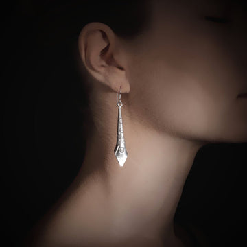 Boucles d'oreilles en argent Ethniques N°50 - Itsara bijouxboucles d'oreilles artisanales ethniques en argent massif N°50 portées