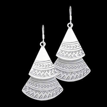 Boucles d'oreilles en argent Ethniques N°60 de forme triangulaire en argent massif réalisées entièrement à la main pour femme - Itsara Bijoux