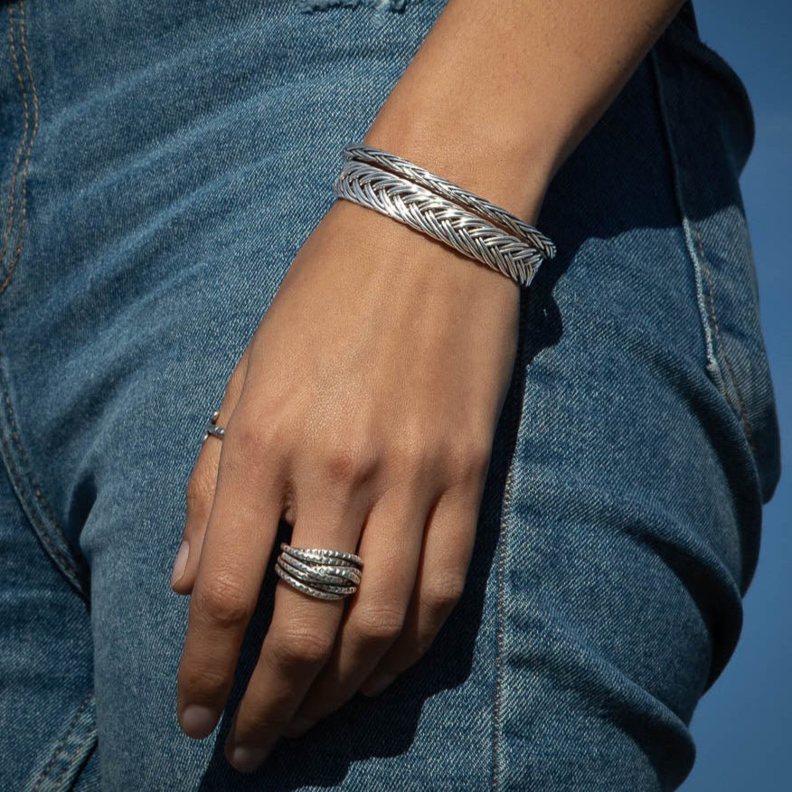 Bracelet N°10 en argent massif fabriqué entièrement à la main de façon artisanale, bracelet non genré - Itsara Bijoux