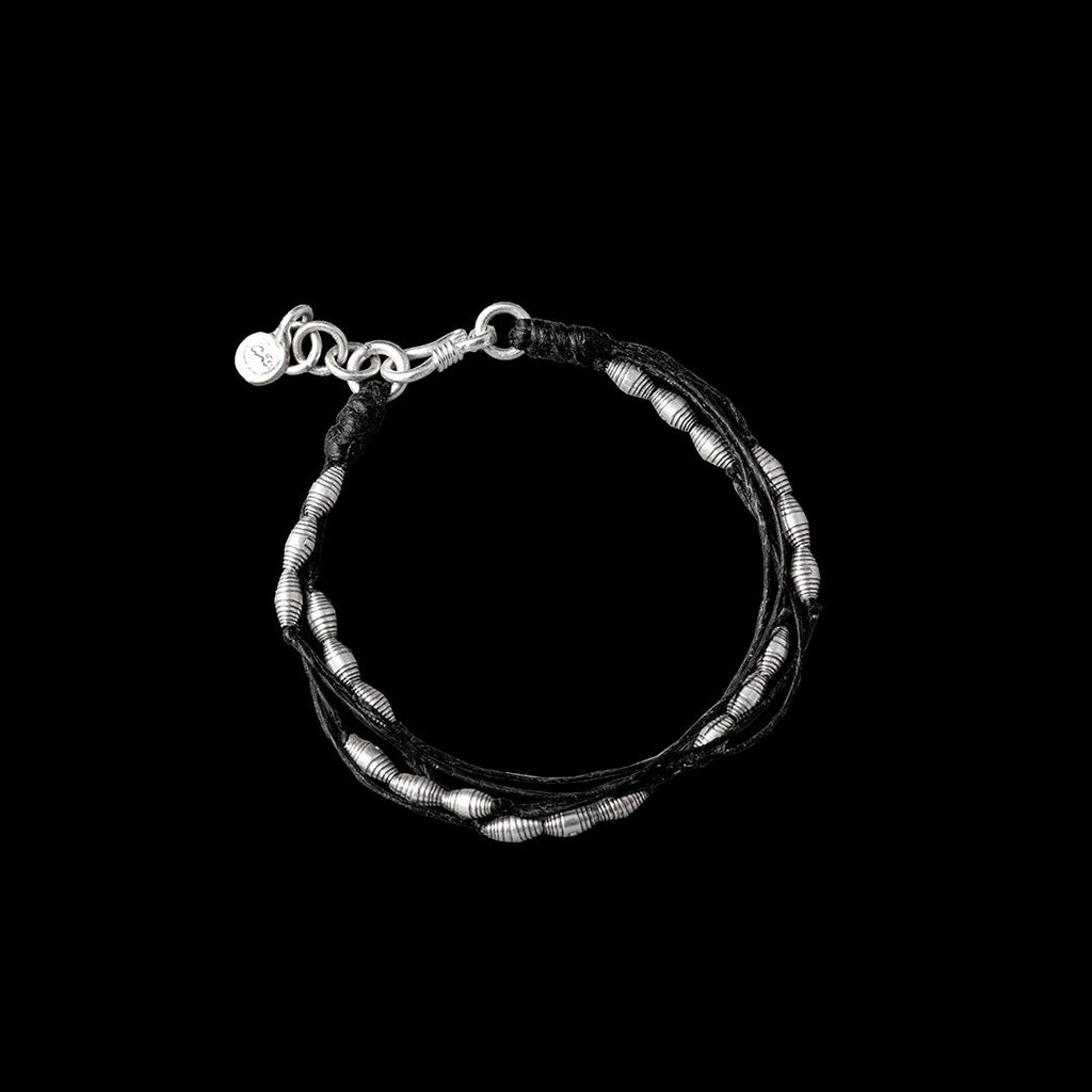 Bracelet souple en argent N°01 - Itsara bijoux14 cmBracelet artisanal souple N°01 en coton ciré avec perles en argent massif