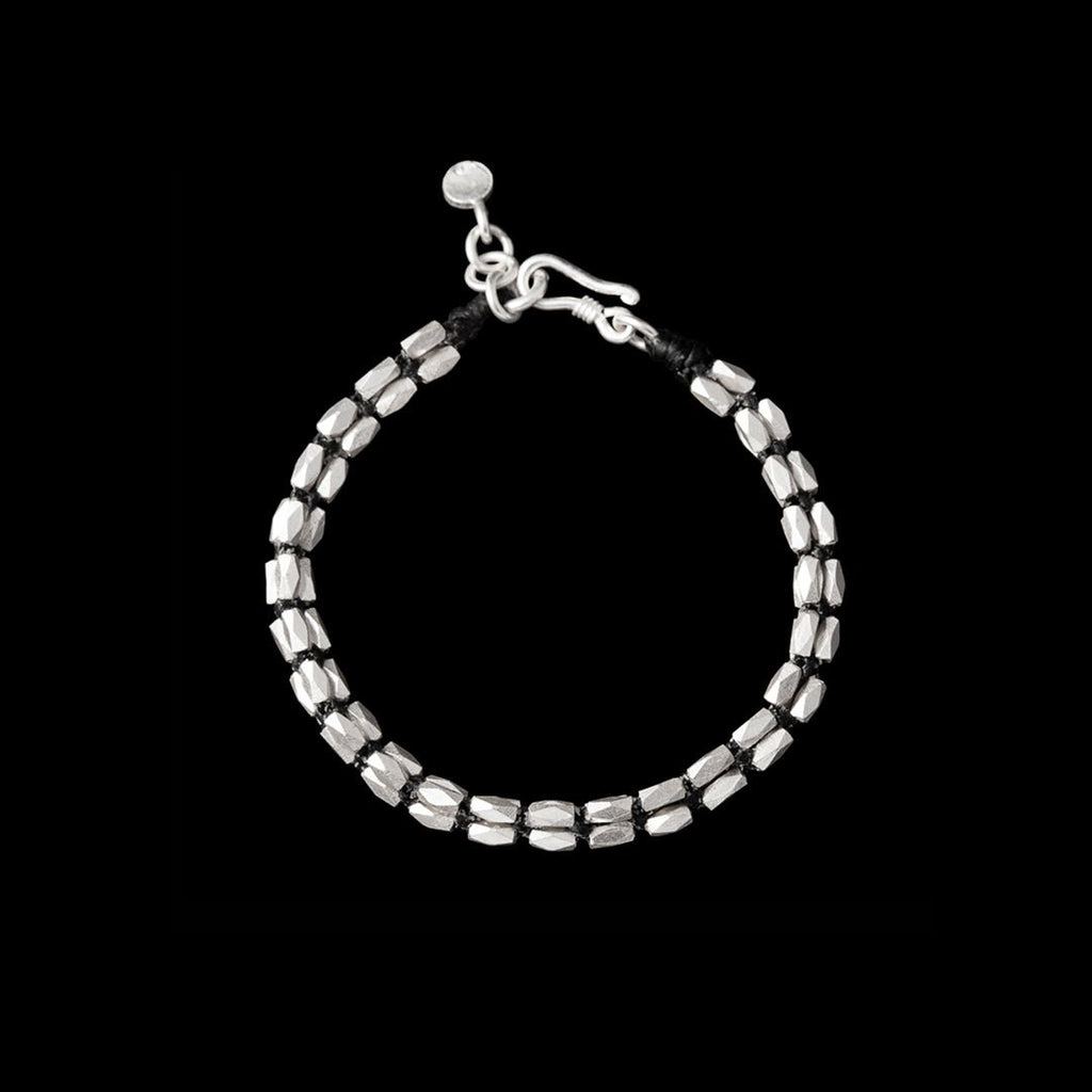 Bracelet souple en argent N°02 - Itsara bijoux14.5 cmBracelet artisanal souple N°02 en coton ciré avec perles facettées en argent massif